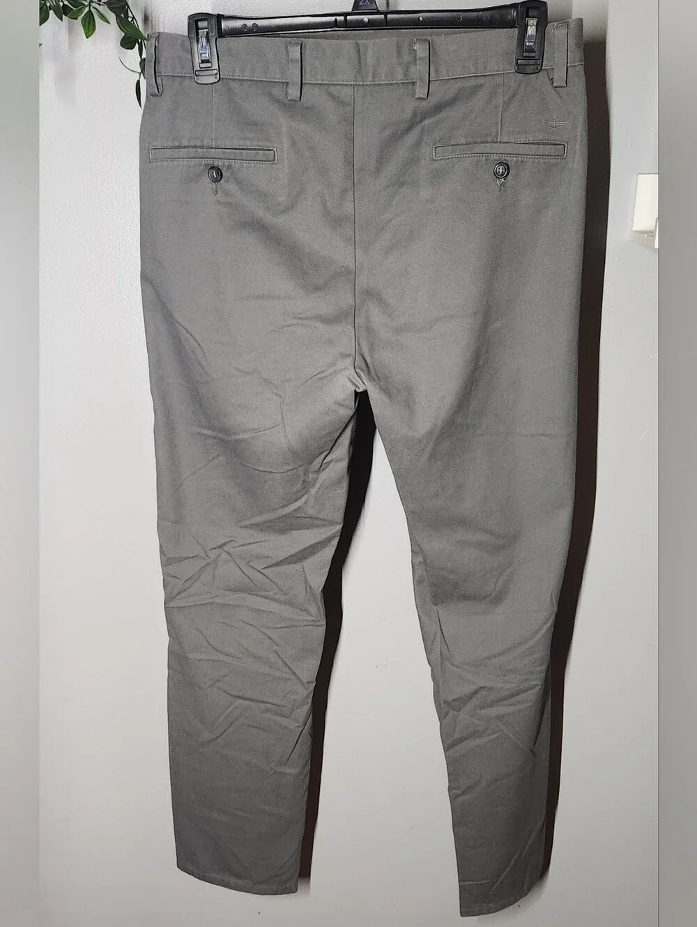 Dockers Slim Fit Gray Chinos Khakis Mens 34-34 New
